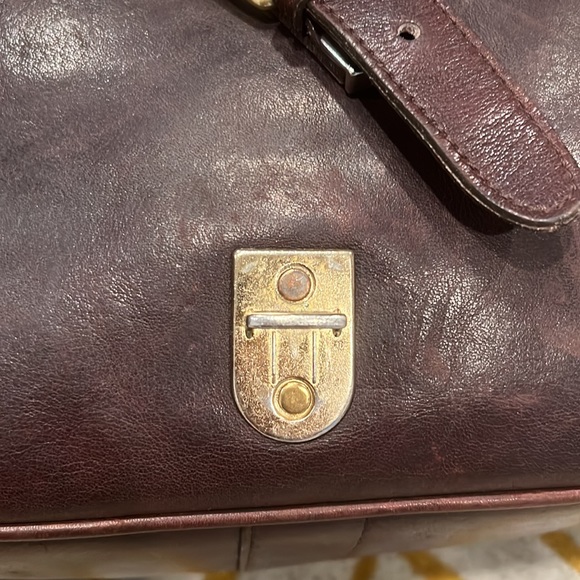 Genuine Leather Crossbody (vintage Cole Haan) - Picture 4 of 12